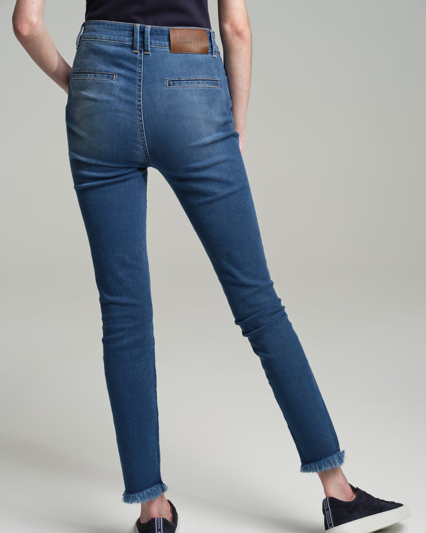 Medium Blue