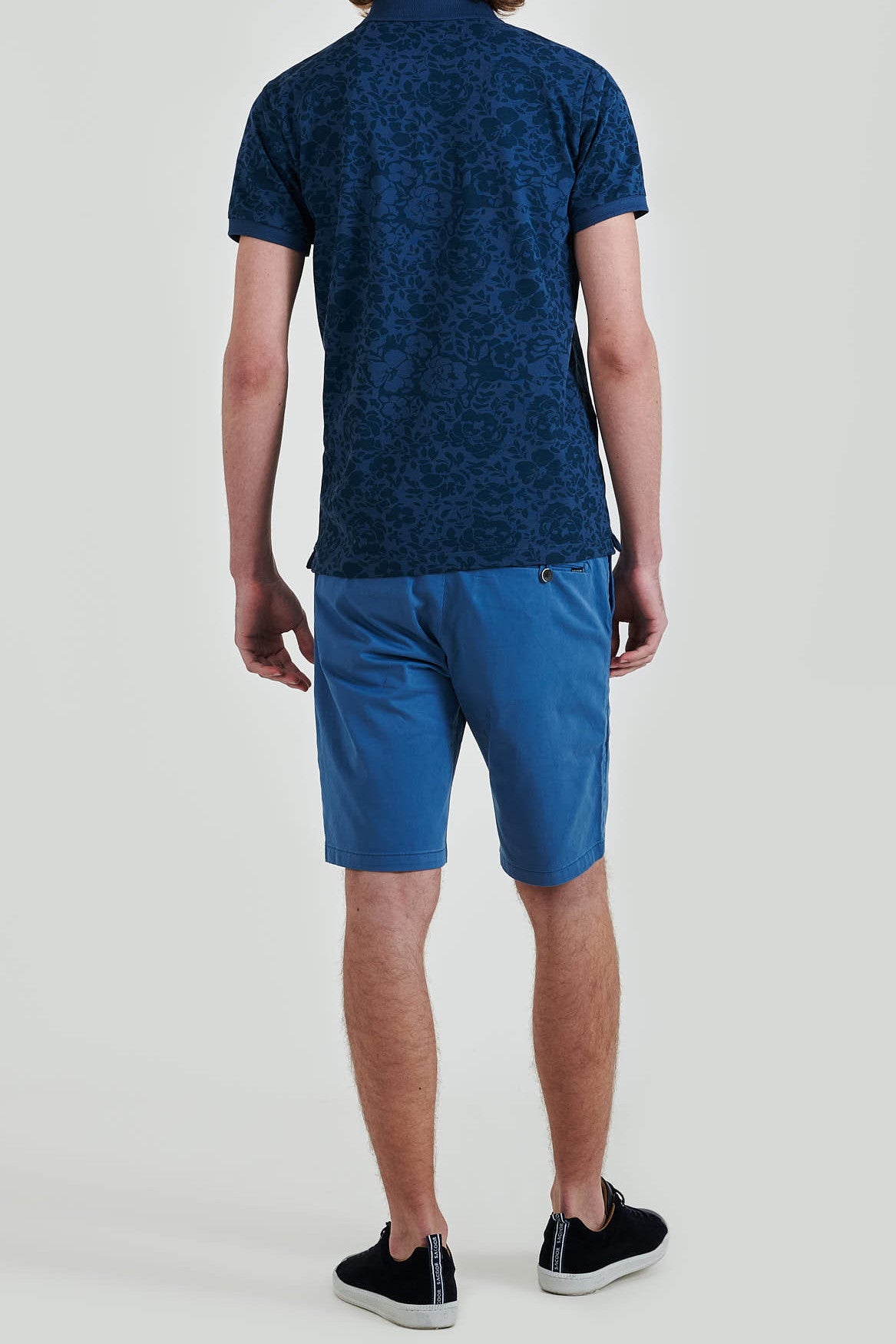 Medium Blue