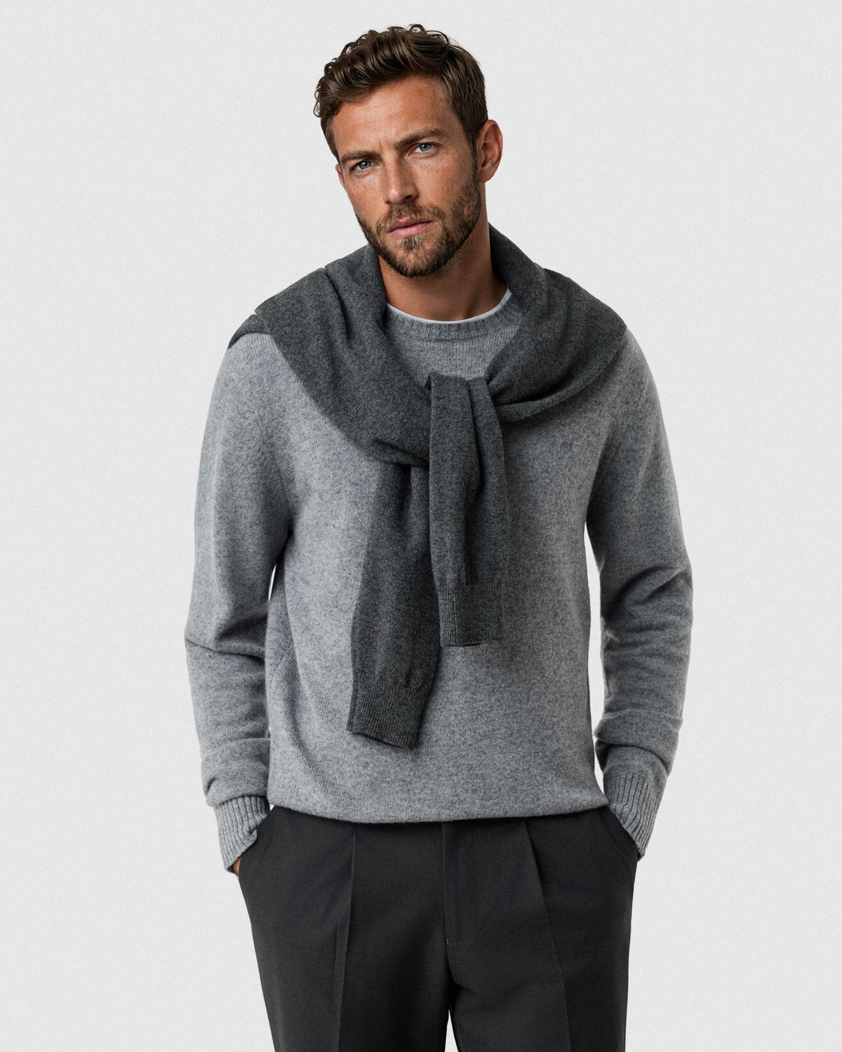 Mix Grey (AI)