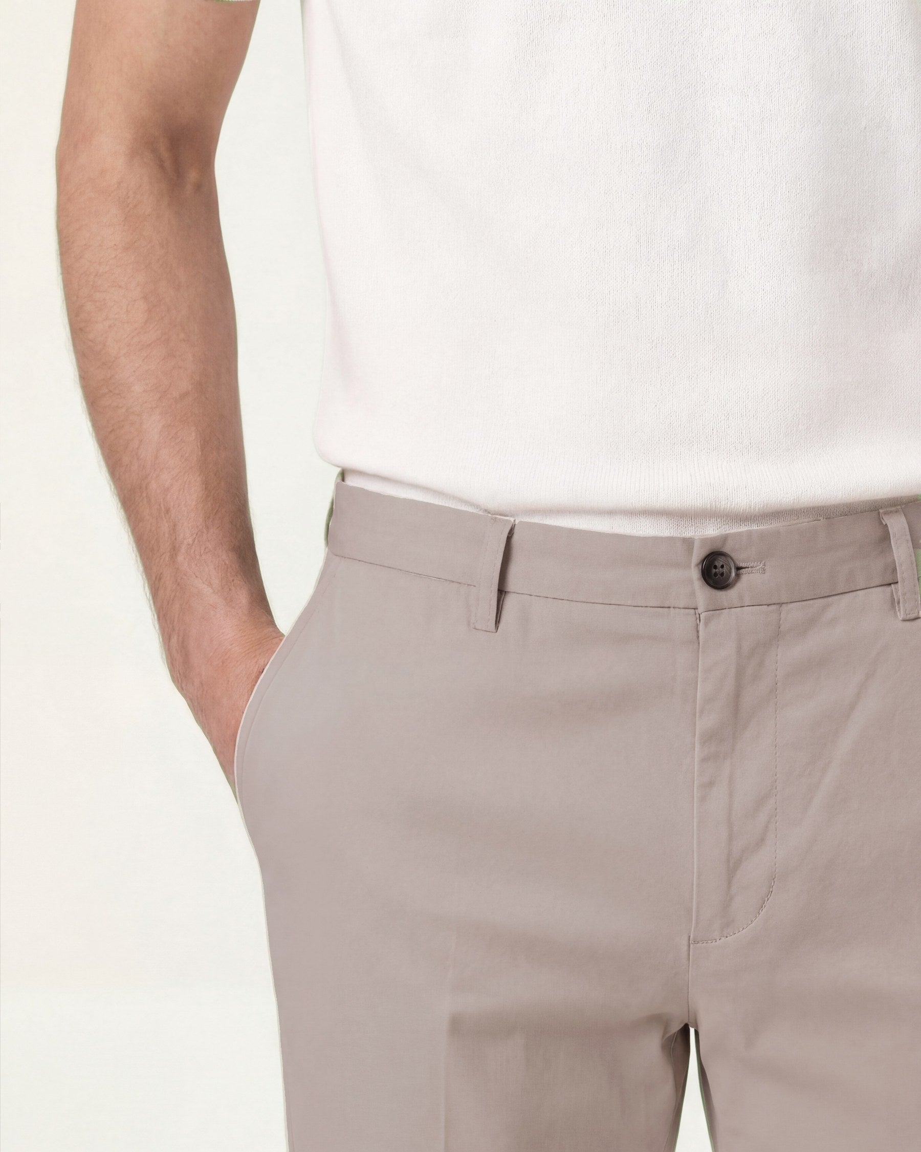 Light Brown (AI)