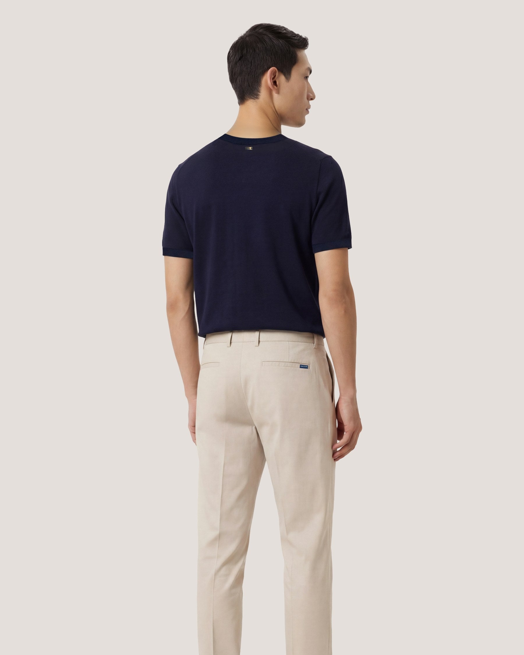 Light Brown (AI)