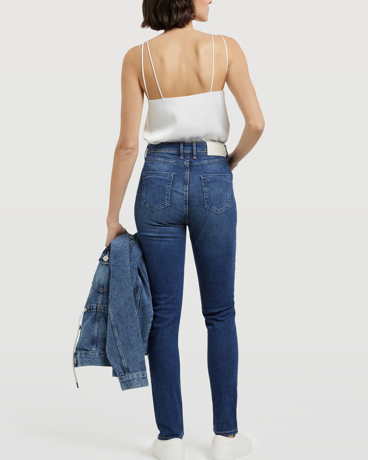 Medium Blue