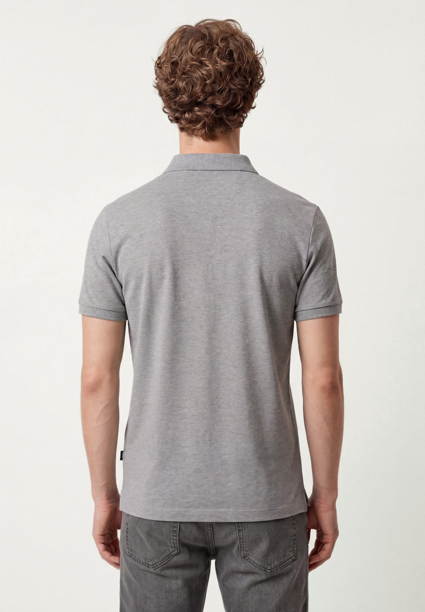 Dark Grey (AI)