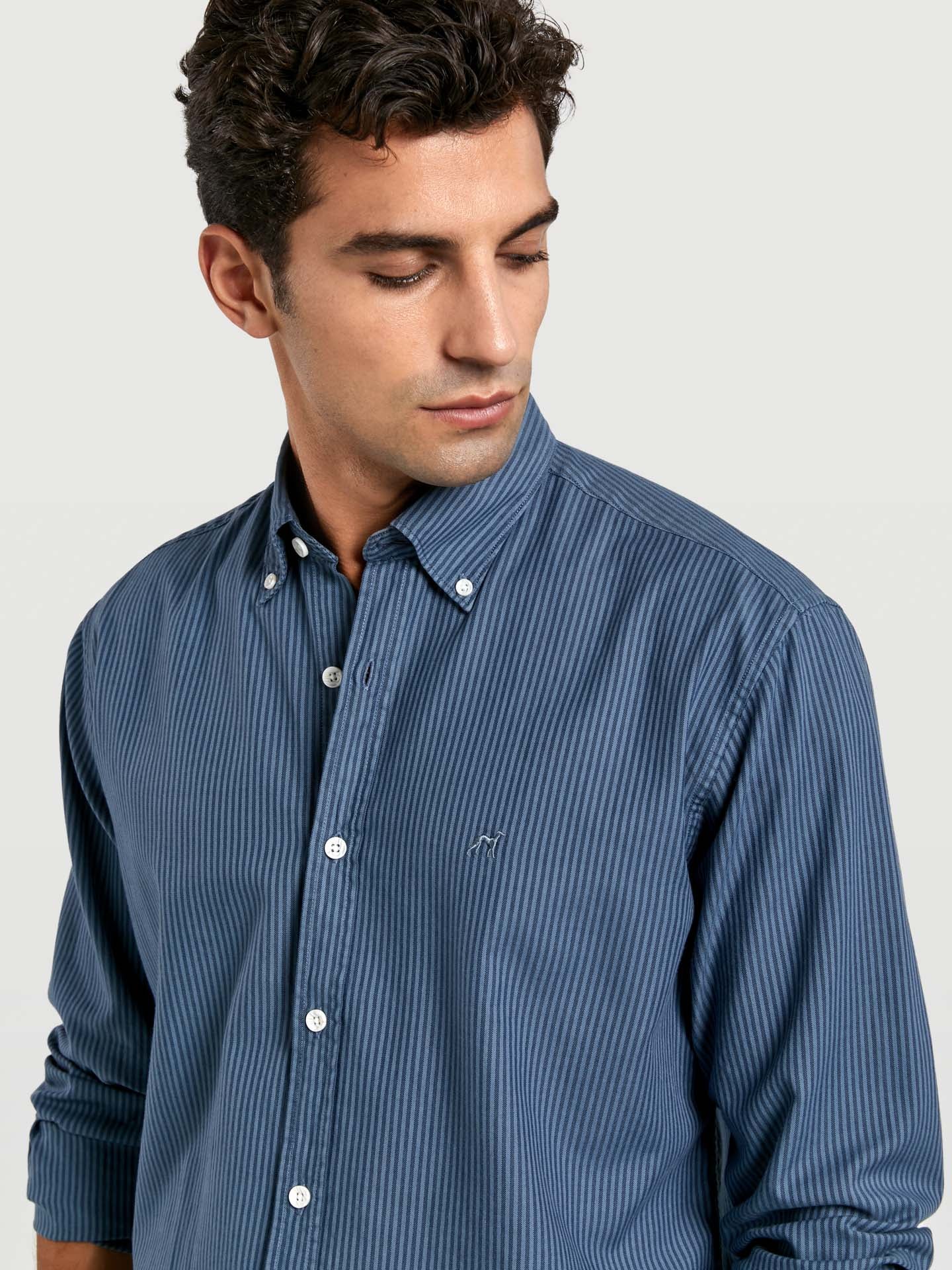 Medium Blue