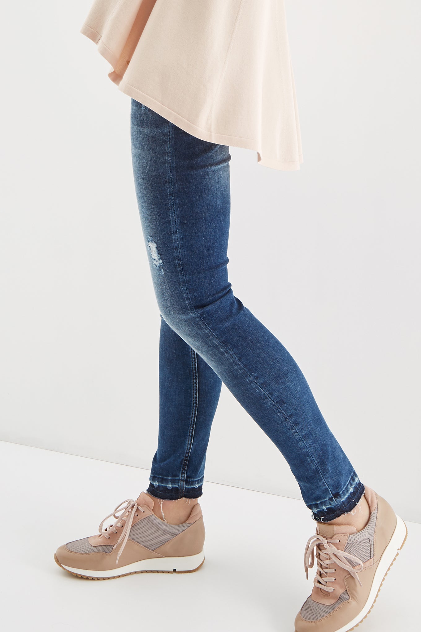Medium Blue