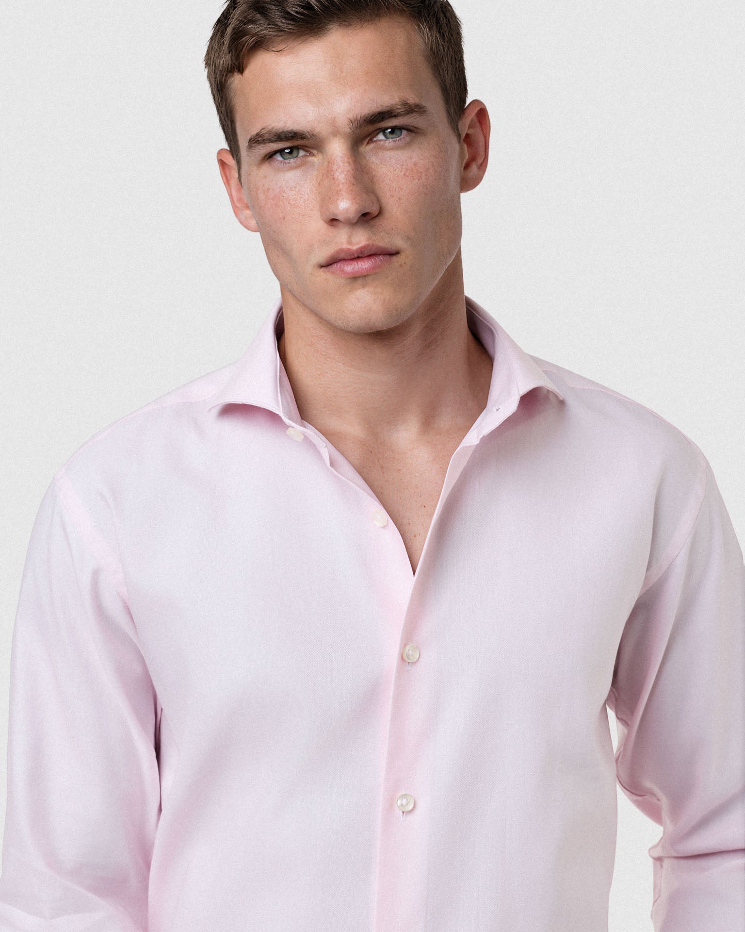 Light Pink (AI)